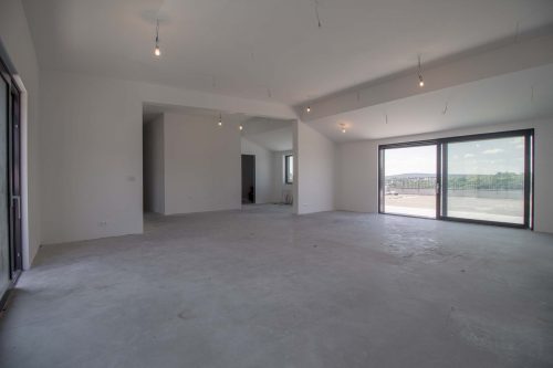 Ďumbierska 3, 831 01 Bratislava - Kramáre, 4 izbový penthouse